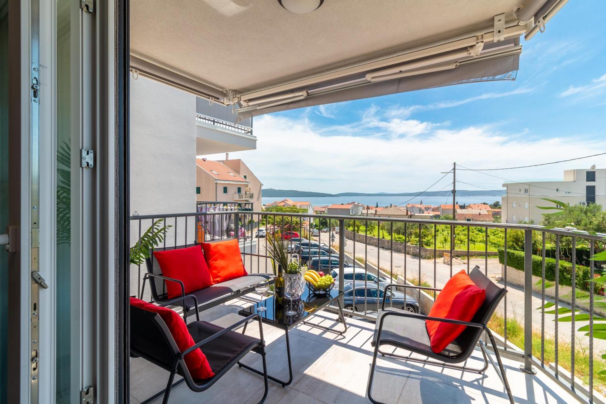 Great Sea View Apartment Kaštela Екстериор снимка